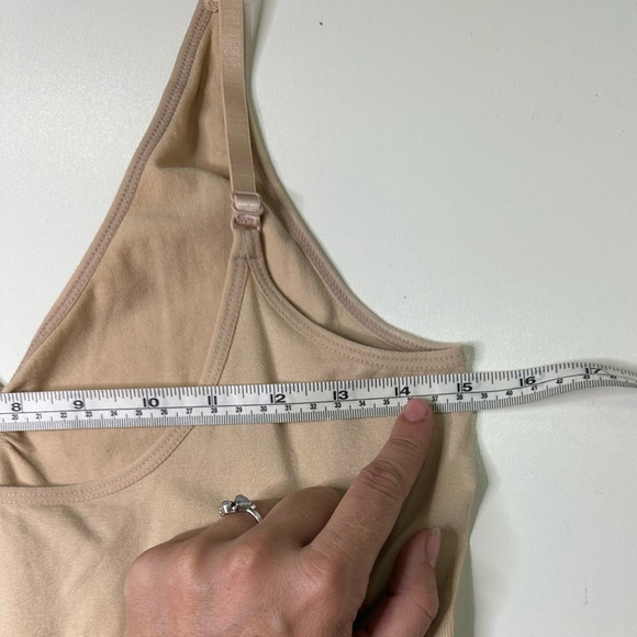 Women’s shaper tank top size XL Marilyn Monroe shape wear - Picture 4 of 5